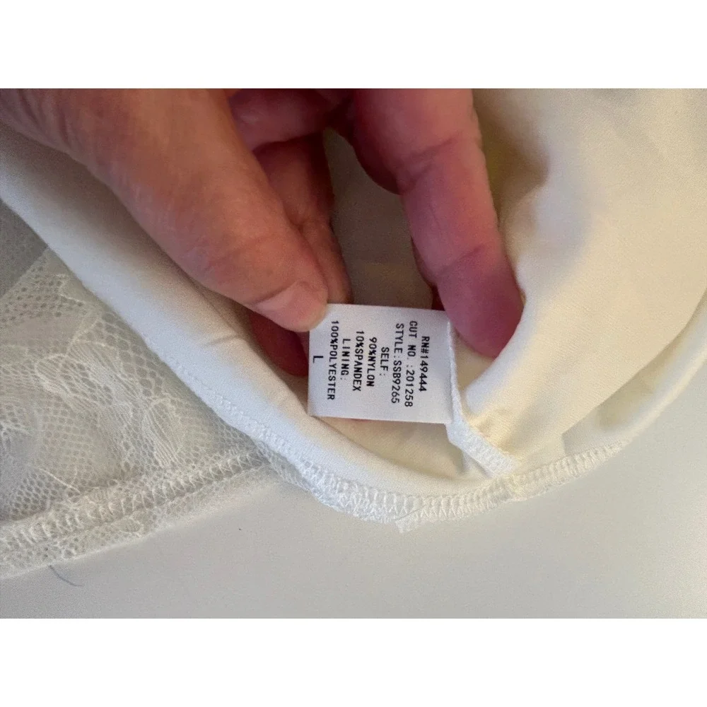 Ember Y2K 90's White‎ Lace Handkerchief Hem Floral Overlay Midi Skirt Size Large